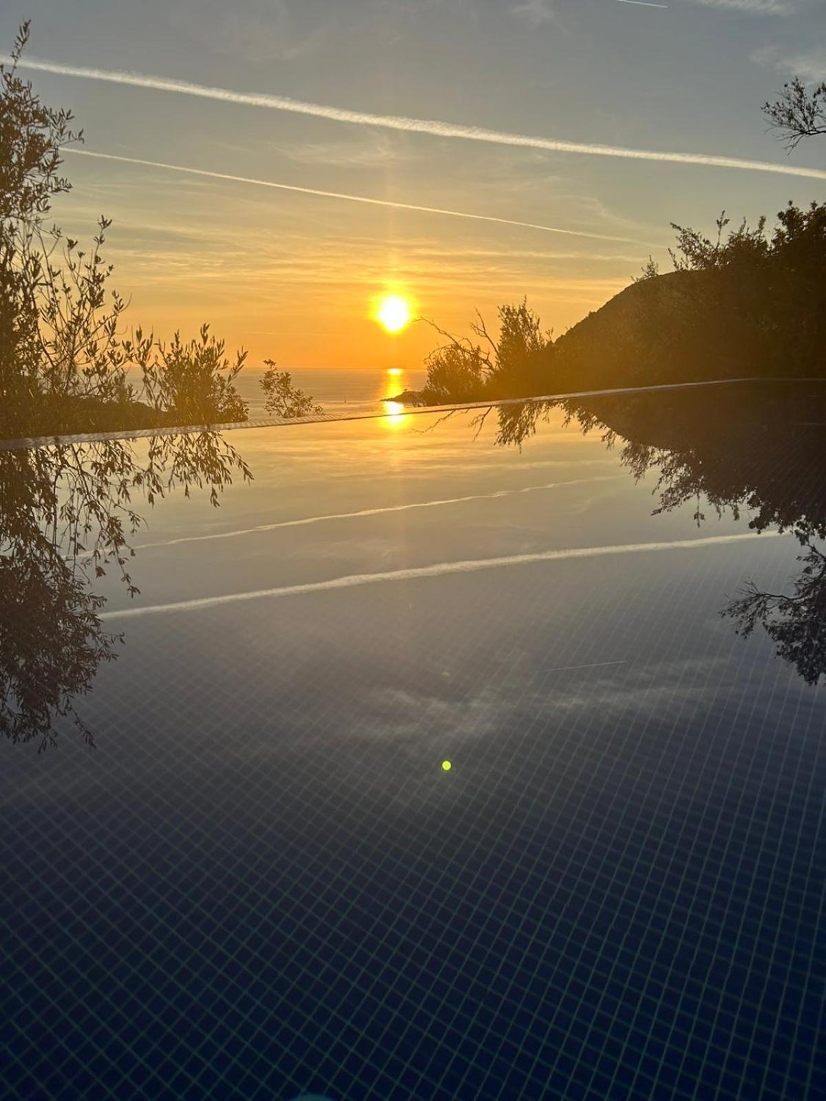 Mongoose Appartement Herceg Novi Buitenkant foto